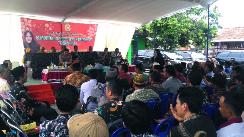 BUPATI : SETIAP KEGIATAN  BERBASIS KEMASYARAKATAN HARUS MELIBATKAN RT/RW