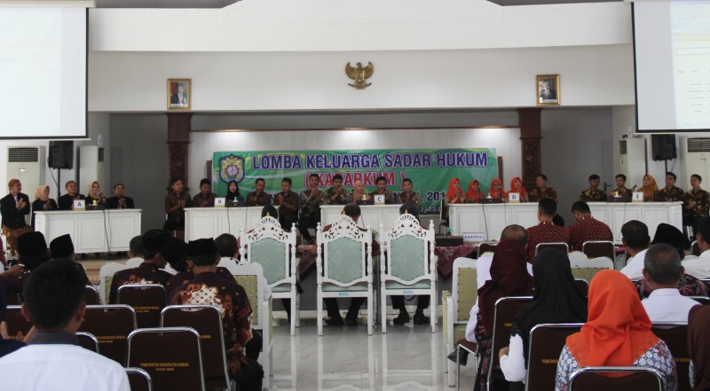 LOMBA KADARKUM TINGKATKAN KESADARAN HUKUM KEPADA MASYARAKAT