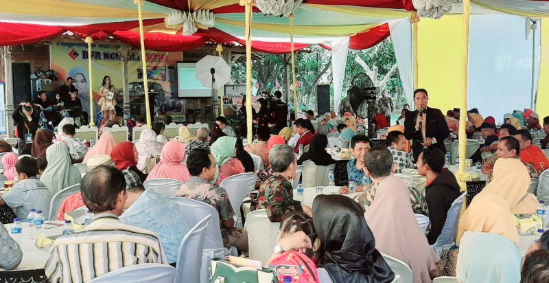 PEMKAB KENDAL MELALUI BPR KENDALI ARTHA BAGI BAGI HADIAH