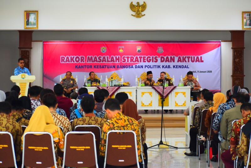 SEKRETARIS DESA DIMINTA SIAPKAN ADMINISTRASI TERKAIT PILKADES SERENTAK 2020