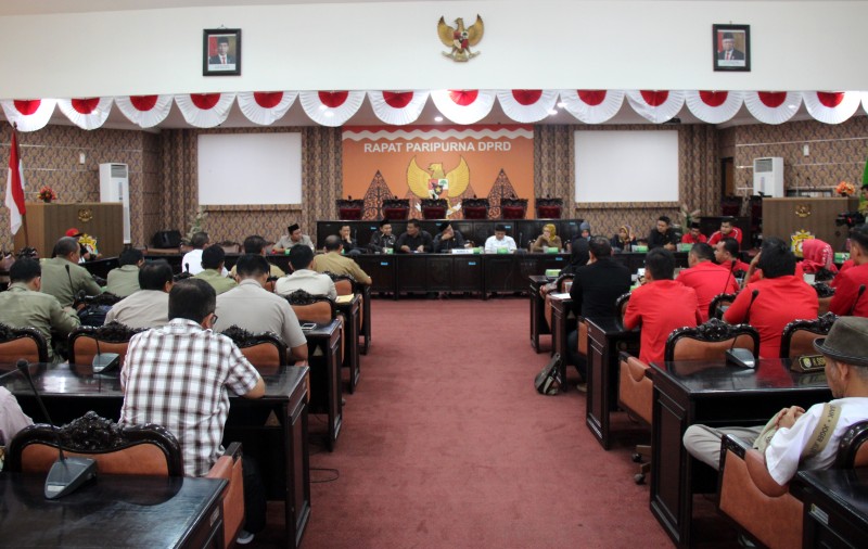 KLARIFIKASI KESALAHPAHAMAN PARKIR MOBIL PENGURUS PARTAI