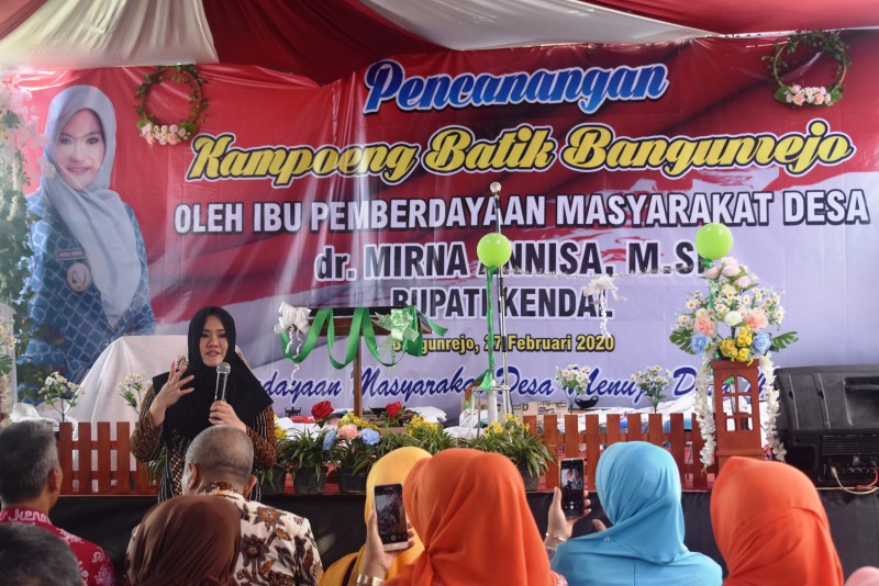 Mirna Annisa Canangkan Desa Bangunrejo Sebagai "Kampung Batik"