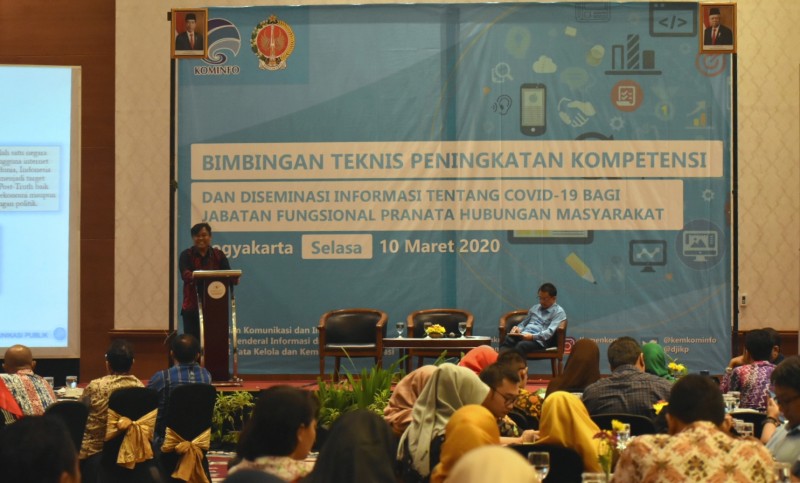 KEMENTERIAN KOMINFO GELAR BIMTEK DAN DESIMINASI TENTANG  COVID-19