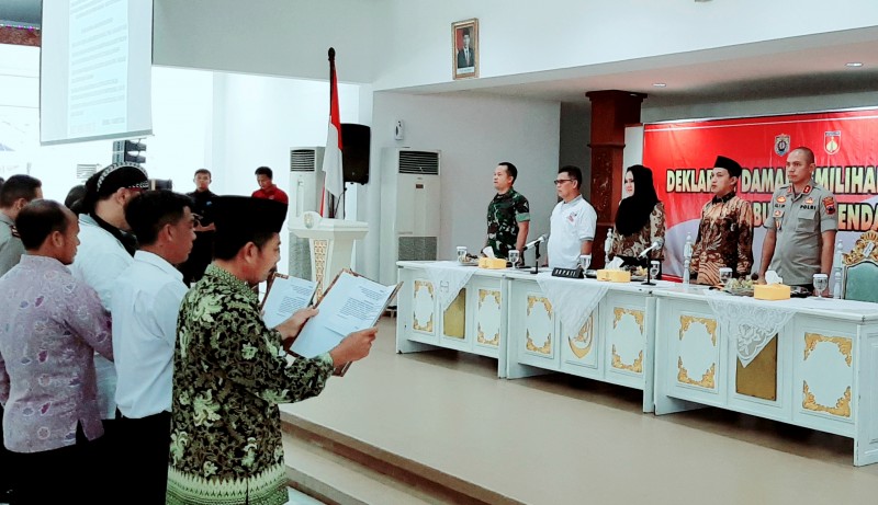 PEMKAB KENDAL GELAR DEKLARASI DAMAI PILKADES SERENTAK TAHUN 2020