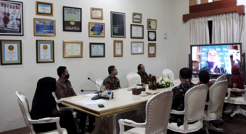 PEMKAB KENDAL BERSAMA TANOTO FOUNDATION LAUCHING PROGRAM PINTAR BERBAGI