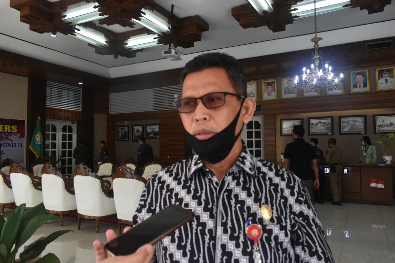 PENGIRIMAN 215 PAKET SEMBAKO BAGI WARGA KENDAL DI JABODETABEK