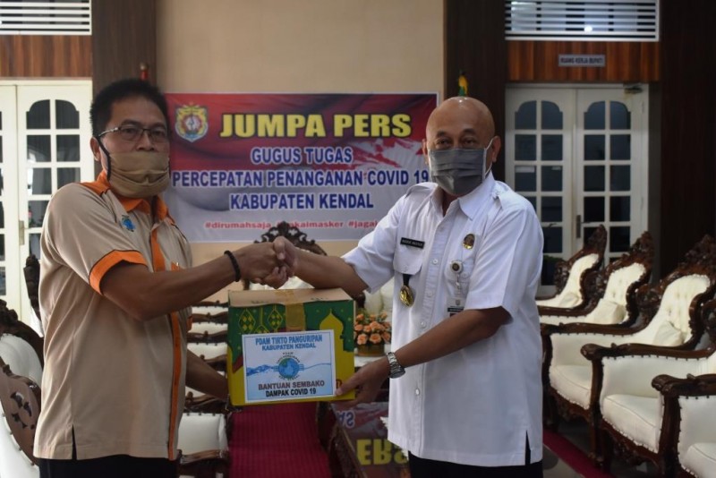 Tim Gugus Terima Sumbangan 600 Paket Sembako dari PDAM Tirto Panguripan