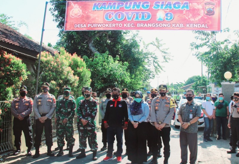 PEMKAB KENDAL BERSAMA POLRES KENDAL LAUNCHING DESA SIAGA COVID-19