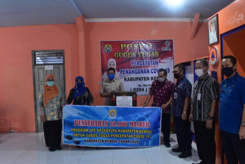 DP2KBP2PA Distribusikan 10.000 Masker Kepada Posko Tim Gugus