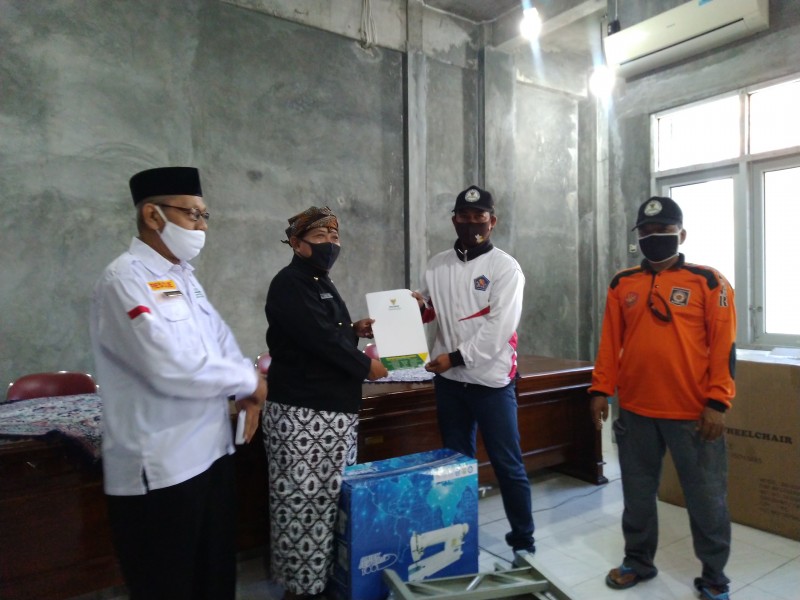 Hari Jadi Kendal, Baznas Beri Bantuan ke-236 Penerima