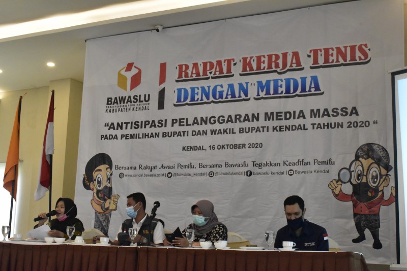 Rakernis Bawaslu dengan Awak Media Se Kabupaten Kendal