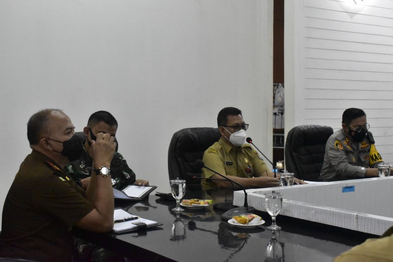PPKM Kendal Perketat Jam Operasional