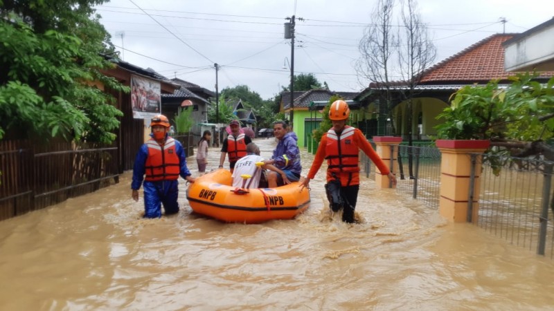 BPBD KENDAL TANGANI BENCANA ALAM DENGAN CEPAT