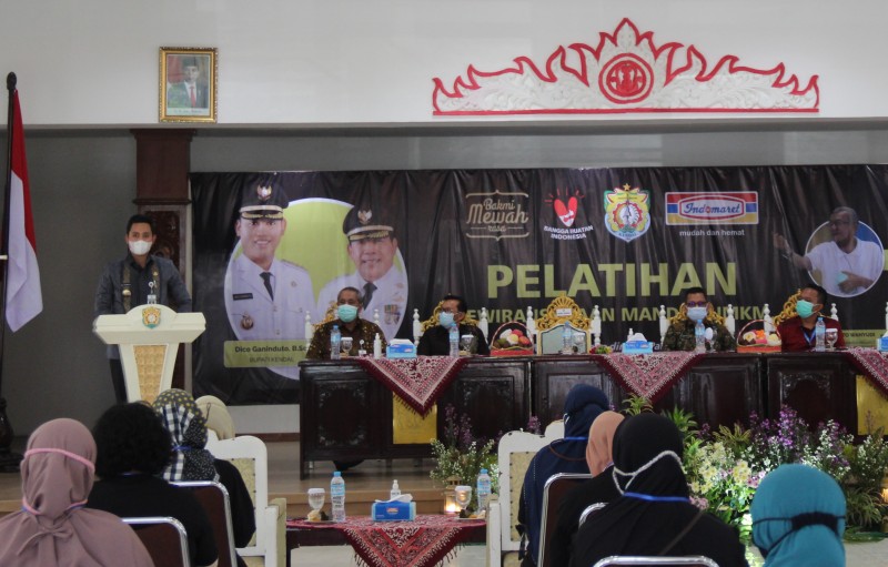 PEMKAB KENDAL GELAR PELATIHAN KEWIRAUSAHAAN MANDIRI UMKM