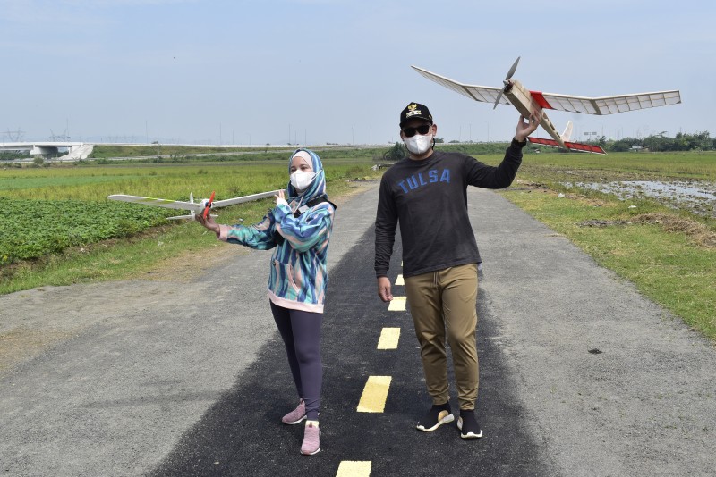 Bupati Kendal Dukung Destinasi Wisata Aeromodelling di Desa Sumbersari