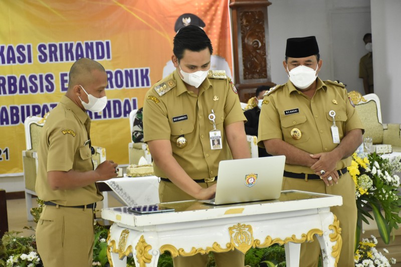 Aplikasi SRIKANDI Pada Pemerintahan Kendal Hadirkan Birokrasi 4.0