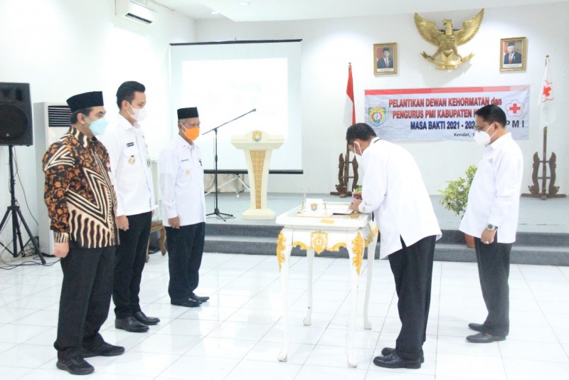 Pengurus PMI Kendal Periode 2021-2026 Resmi Dilantik