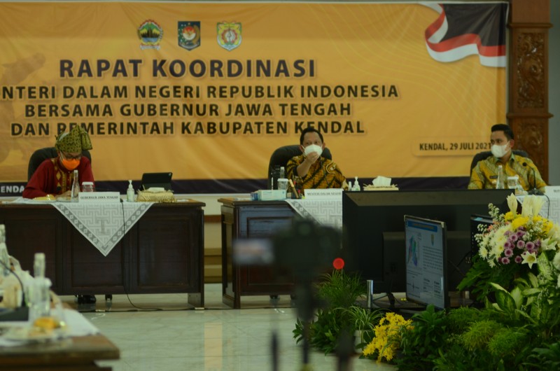 Mendagri Arpesiasi Hasil PPKM Pemkab Kendal Mampu Turunkan Kasus Covid-19