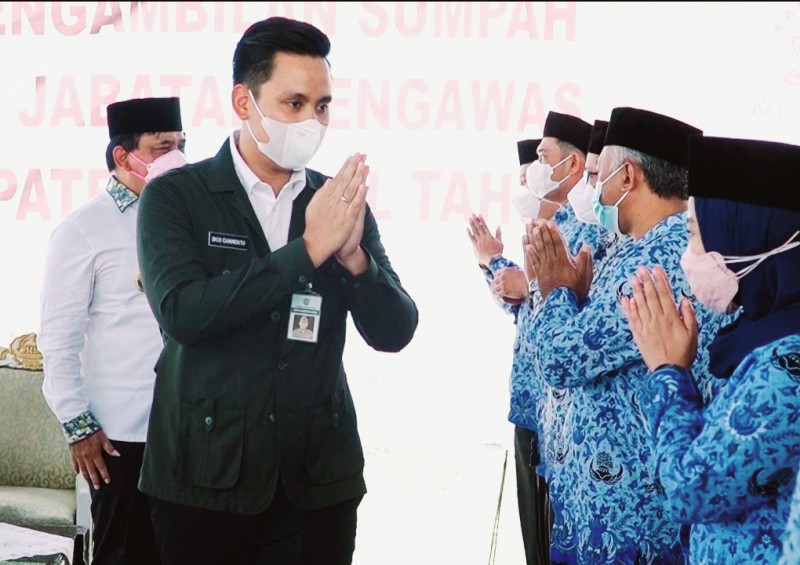 Bupati Dico Melantik 326 Pejabat Struktural Baru