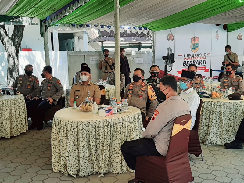Bupati Dico Dampingi Kapolda Jateng Hadiri Kegiatan Vaksinasi Akpol 97