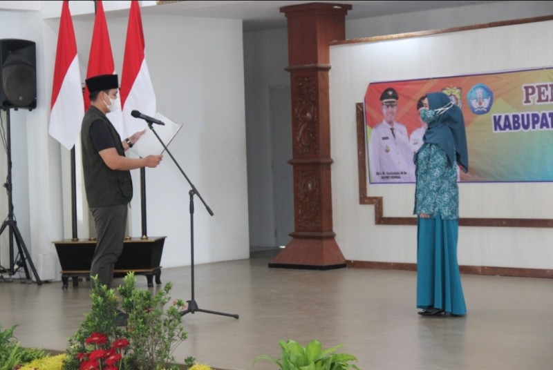 Wynne Frederica Dikukuhkan Menjadi Bunda Paud Periode 2021-2023