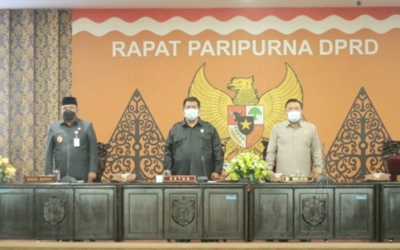Wabub Kendal Sampaikan Raperda yang Mendapat Fasilitasi dari Gubernur