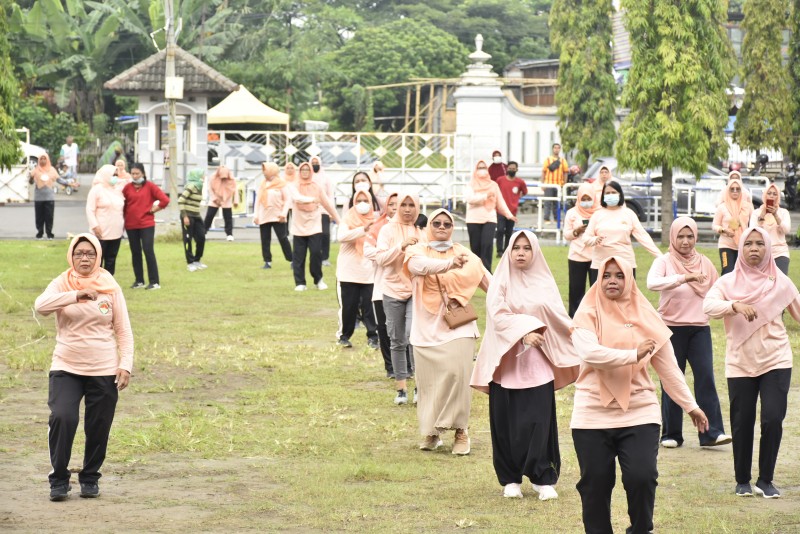 HUT DWP ke-22, adakan Giat Baksos dan Senam Sehat