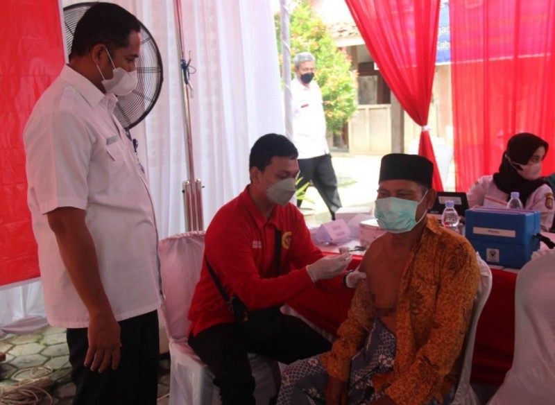 Vaksinasi Binda Jateng Sasar Masyarakat Kendal yang Belum Divaksin