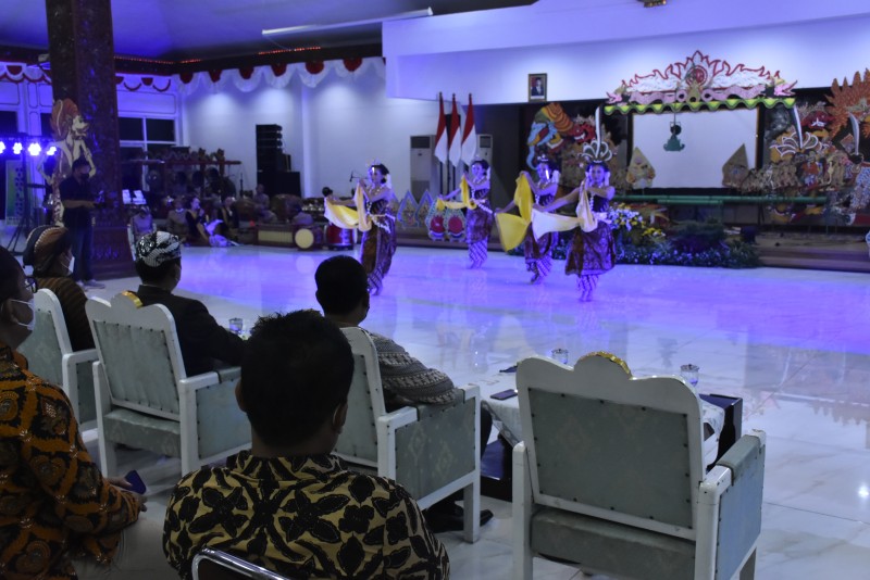 Pagelaran Pekan Kesenian Rakyat Jawa Tengah Digelar di Pendopo Kendal