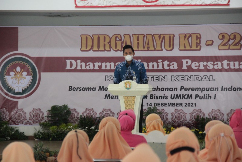 HUT Dharma Wanita Persatuan, Bupati Dico : Peran Wanita Sangatlah Penting