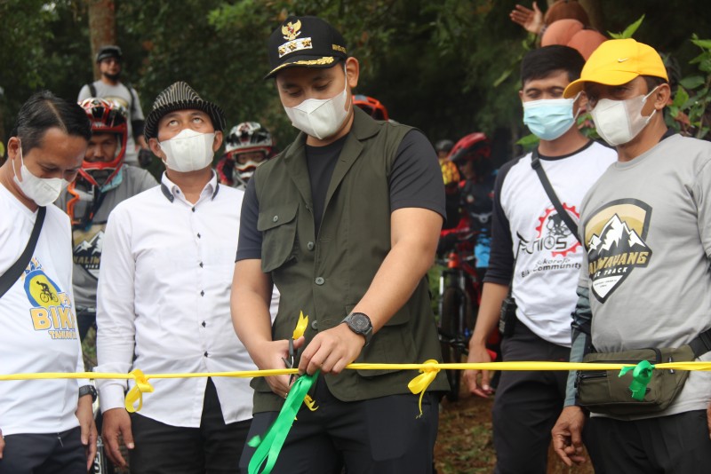 Bupati Kendal Resmikan Sport Bike dan Camping Ground Kenjuran - Kaliwayang