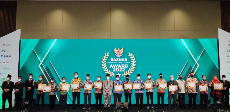 Bupati Dico Terima Penghargaan Baznas Award Tahun 2022