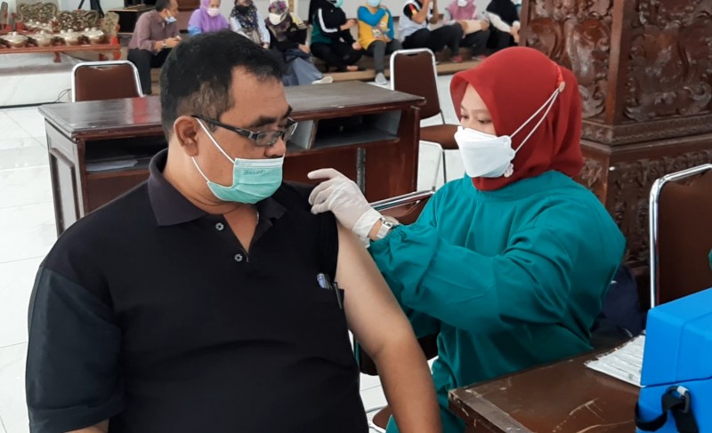 Pemkab Kendal Gelar Vaksinasi Dosis 3 Bagi Pelayan Publik