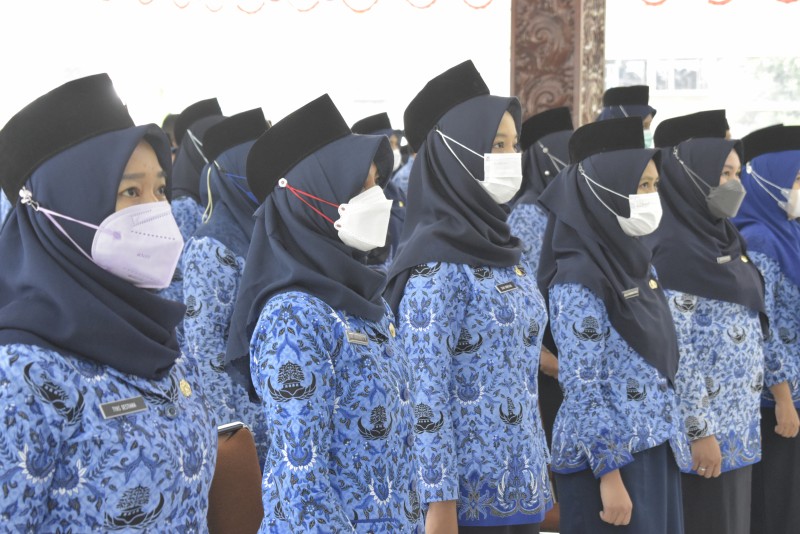 Bupati Kendal Pimpin Pengambilan Sumpah Jabatan PNS Baru secara Virtual