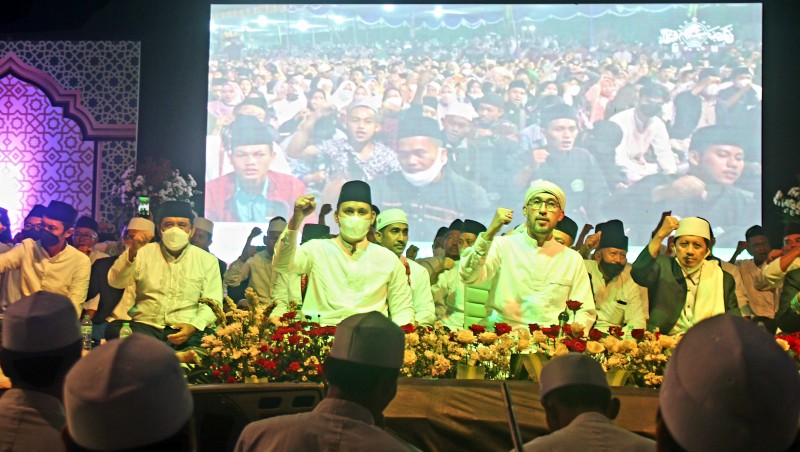 Bupati dan Wakil Bupati Kendal Hadiri Acara NU Kendal Bersholawat