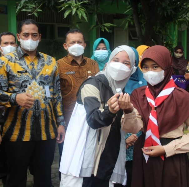 Wynne Frederica Tekan Stunting Melalui Pemberian Tablet Penambah Darah