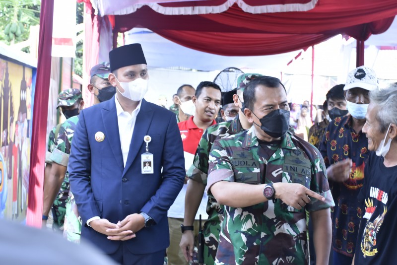 Pangdam IV/Diponegoro Resmikan Desa Cepiring Sebagai Kampung Pancasila
