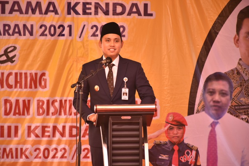 Bupati Kendal Launching Kerja Sama SMK Bina Utama dengan ITBS