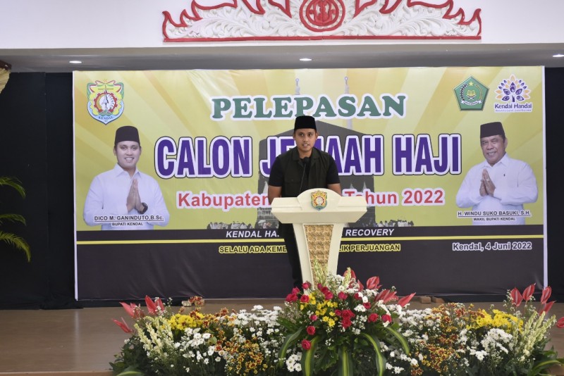 Pelepasan Calon Jamaah Haji Kloter 10 dan 11 oleh Bupati Kendal