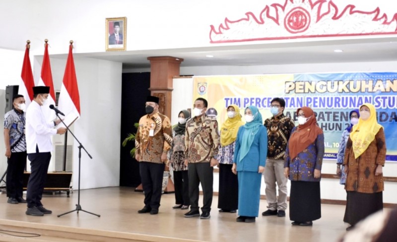 Bupati Dico Kukuhkan Tim Pelaksana Percepatan Penurunan Stunting