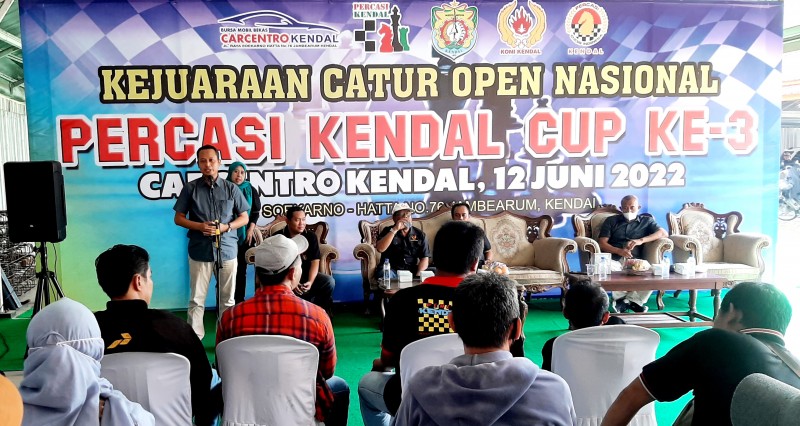 Kepala Disporapar Kendal Buka Kejuaraan Catur Open Nasional Kendal Cup ke-3