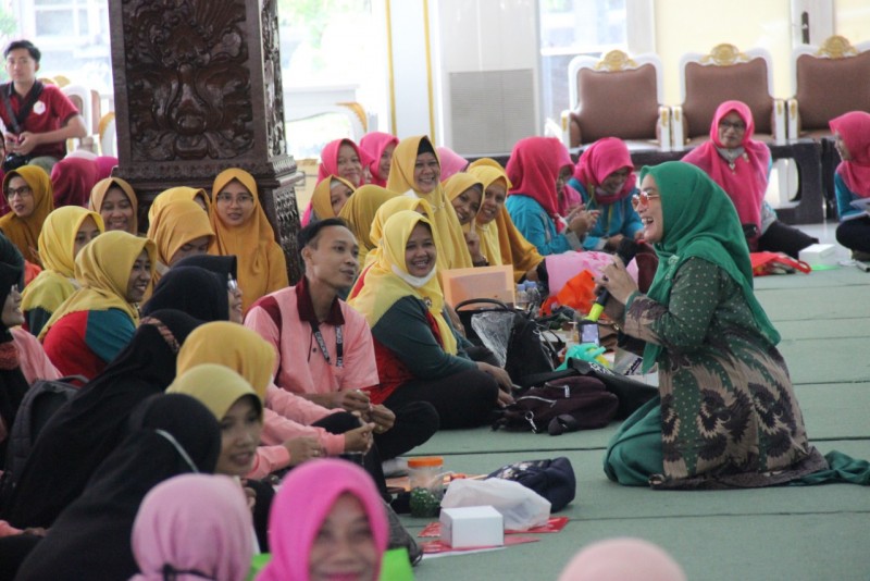 Workshop Hari Ketiga IGTKI, Para Guru TK Dibelakali Loose Part dan Steam
