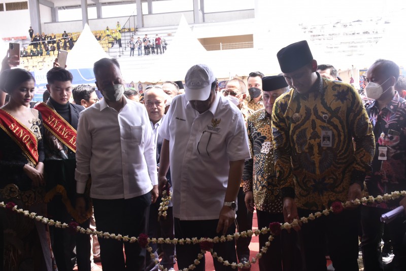 Menko Perekonomian Membuka Langsung PRK Sekaligus Harkopnas ke 75