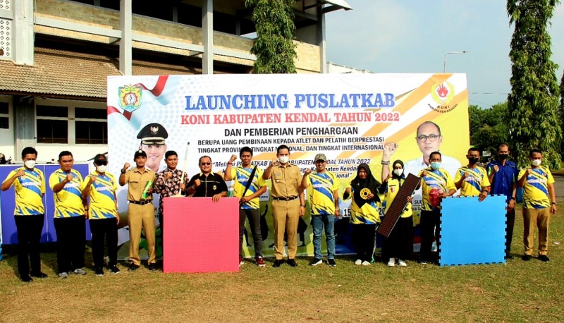 Bupati Dico Melauching Puslatkab KONI Kendal Tahun 2022
