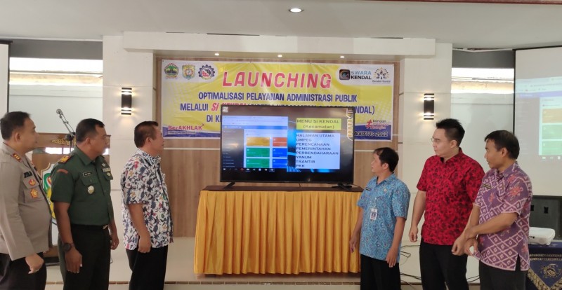 Kecamatan Weleri Launching Aplikasi SI KENDAL