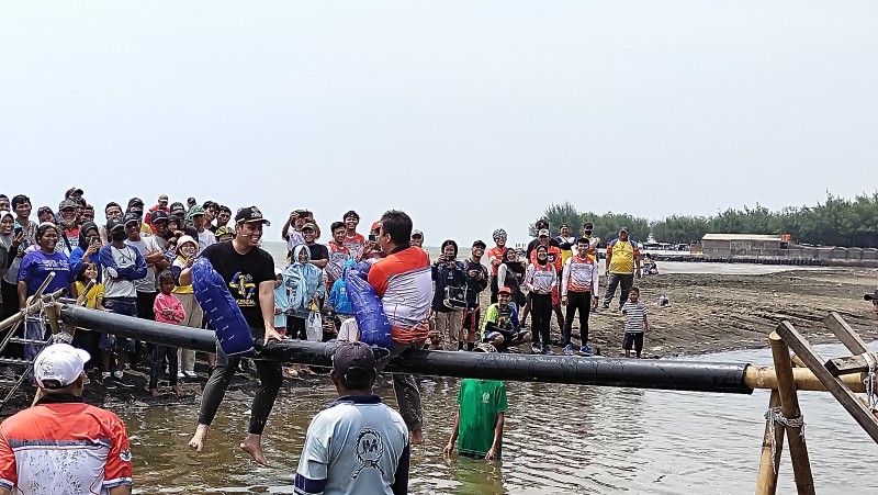 Sukses Giat Gowes Wisata, Bupati dan Ketua ISSI Meriahkan Lomba Tradisional