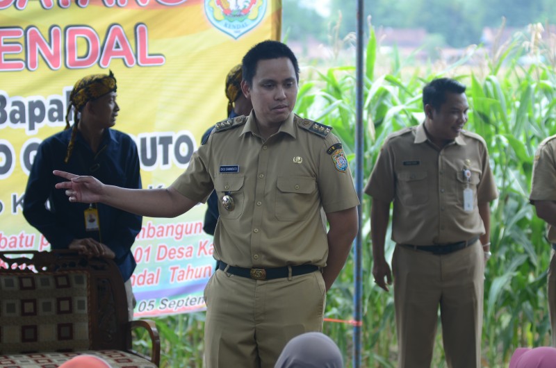 Bupati Kendal Lakukan Monitoring Pembangunan Program BKK di Desa Kaliyoso