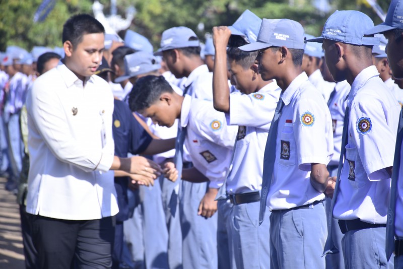 Dico M. Ganinduto Apresiasi Inovasi Pendidikan Karakter SMK Bina Utama