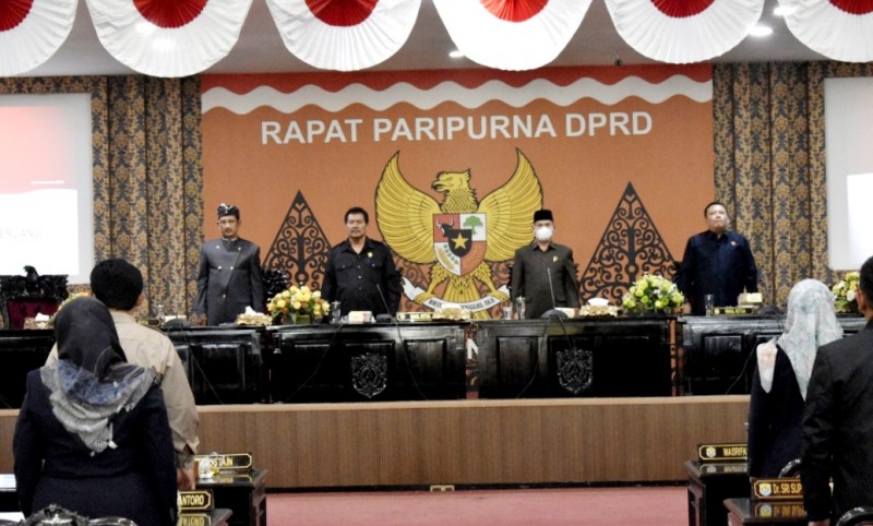 Sekda Kendal Sampaikan Jawaban Bupati Atas Pandangan Umum Fraksi-Fraksi