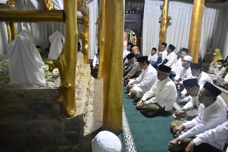 Mengikuti Haul Tumenggung Bahurekso, Wujud Penghormatan Pemerintah Kendal